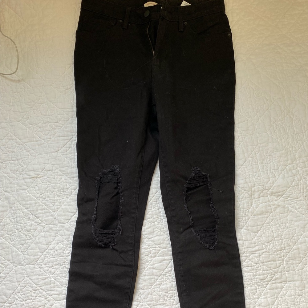 Levi’s black jeans
